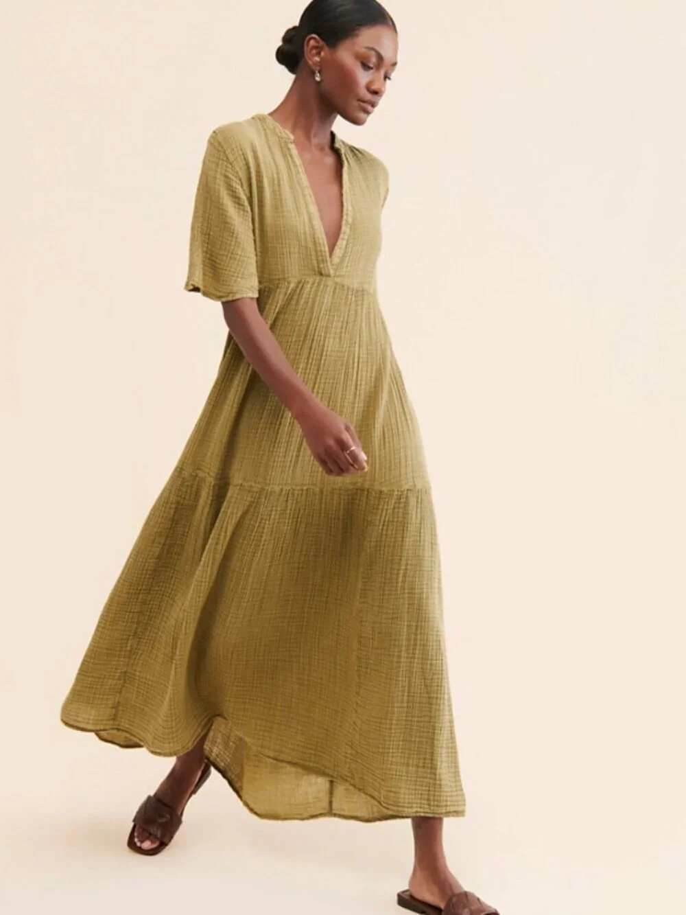 Anthropologie Moss Green Textured gauze Maxi Dress Size Medium 38419